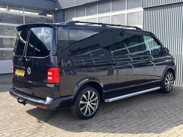 Volkswagen TRANSPORTER 2.0 TDI L2H1 DC 2x elektrische schuifdeur Leder Apple carplay Schuifdak Stoelverwarming Trekhaak Navigatiesysteem Sitebars Stuurwielbediening Parkeersensoren voor en achter Euro 6