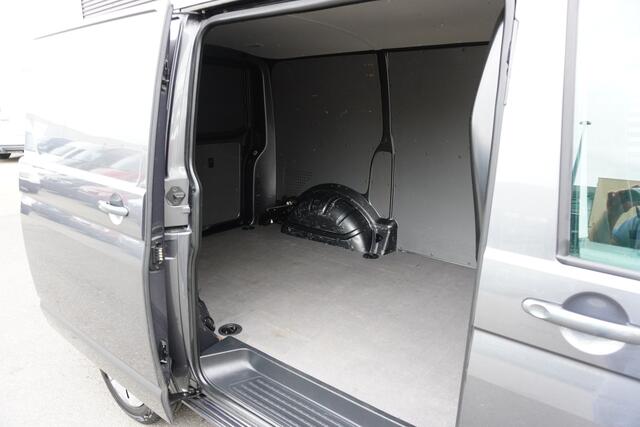 Volkswagen TRANSPORTER 2.0 TDI L1H1 30