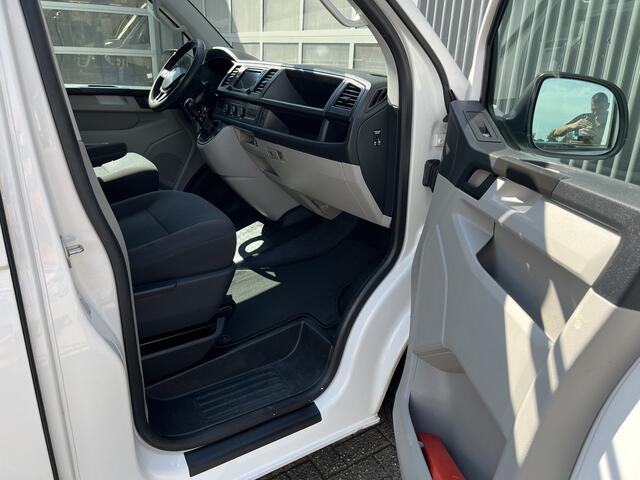 Volkswagen TRANSPORTER 2.0 TDI L2H1 150pk Euro 6 Bpm vrij Trekhaak 2500kg Imperial Cruise controle 1e eigenaar Dealer onderhouden