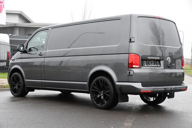 Volkswagen TRANSPORTER 2.0 TDI L2H1 30 PB Edition Highline Adaptieve Cruise, LED, Sensoren, Carplay, 150PK, Automaat, LED, Standkachel, NAVI, UNIEK!