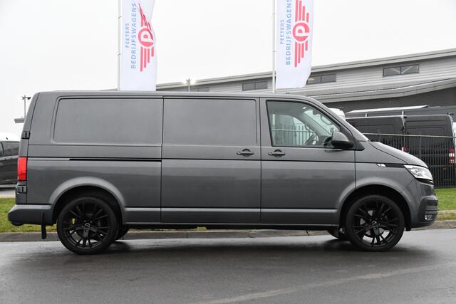 Volkswagen TRANSPORTER 2.0 TDI L2H1 30 PB Edition Highline Adaptieve Cruise, LED, Sensoren, Carplay, 150PK, Automaat, LED, Standkachel, NAVI, UNIEK!