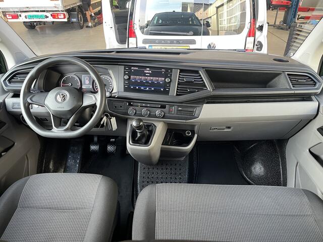 Volkswagen TRANSPORTER 2.0 TDI L2H1 4x4 DC 150pk 4 motion Bpm vrij Standkachel Trekhaak 2500kg App conect Cruise controle Navigatie Sperdif 1e eigenaar Bpm Vrij Dealer onderhouden Vierwielaandrijving