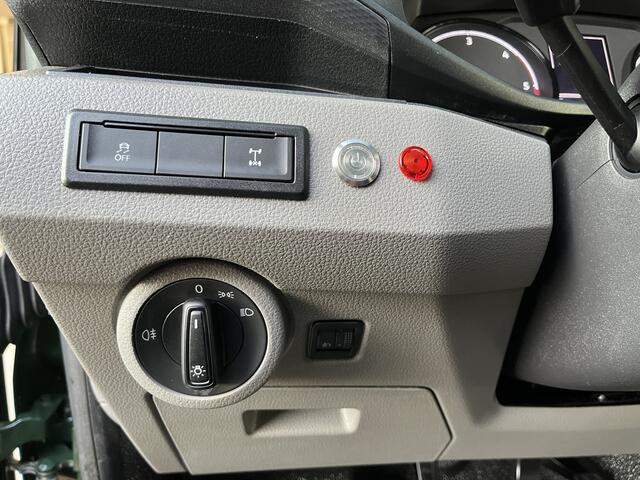 Volkswagen TRANSPORTER 2.0 TDI L2H1 4x4 DC 150pk 4 motion Bpm vrij Standkachel Trekhaak 2500kg App conect Cruise controle Navigatie Sperdif 1e eigenaar Bpm Vrij Dealer onderhouden Vierwielaandrijving