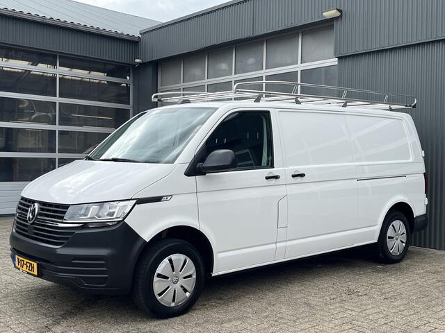 Volkswagen TRANSPORTER 2.0 TDI L2H1 150pk dubbele schuifdeur Airco Cruise controle Imperiaal Trekhaak 2500kg trekgewicht Telefoonverbinding Standkachel 3-Persoons Euro 6
