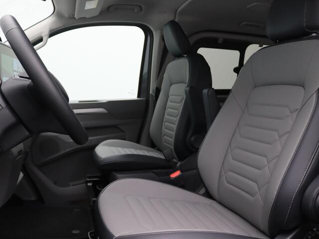 Volkswagen TRANSPORTER Caravelle 2.5 eHybrid L2H1 30 Style 231PK Aut. 360gr. Camera, Navi, Side Assist, Keyless, Matrix-LED Koplampen, Adaptieve Cruise Control, 17" LM Velgen, 8-zitpl., Stoel-stuurverwarming