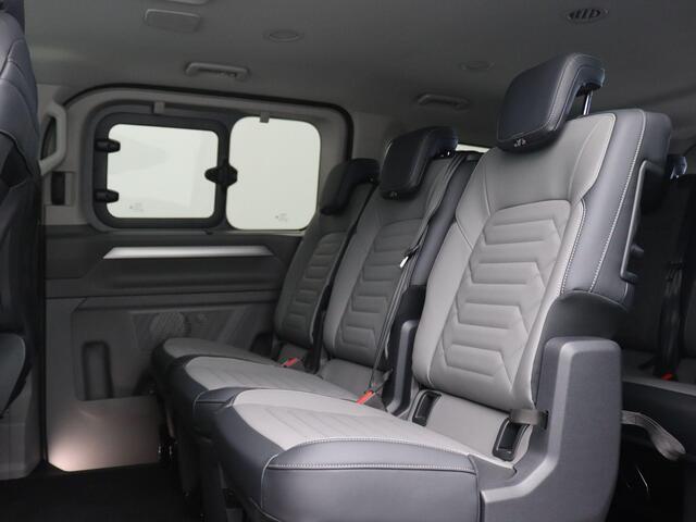Volkswagen TRANSPORTER Caravelle 2.5 eHybrid L2H1 30 Style 231PK Aut. 360gr. Camera, Navi, Side Assist, Keyless, Matrix-LED Koplampen, Adaptieve Cruise Control, 17" LM Velgen, 8-zitpl., Stoel-stuurverwarming