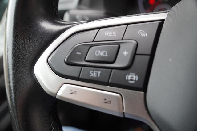 Volkswagen TRANSPORTER T6.1 2.0 TDI 150 pk DSG 2x Schuifdeur-L1H1-Clima-KLEP Apple Carplay, Cruise Control, 16" LMV, Trekhaak, 3-Zits