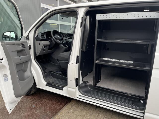 Volkswagen TRANSPORTER 2.0 TDI L2H1 150pk dubbele schuifdeur Airco Cruise controle Imperiaal Trekhaak 2500kg trekgewicht Telefoonverbinding Standkachel 3-Persoons Euro 6