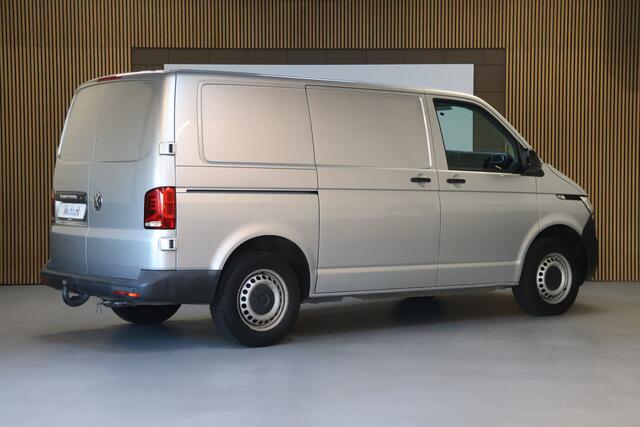 Volkswagen TRANSPORTER 2.0 TDI L1H1 28 Highline DSG/Stoelverwarming/PDC V+A/Airco/Trekhaak/Schuifdeur