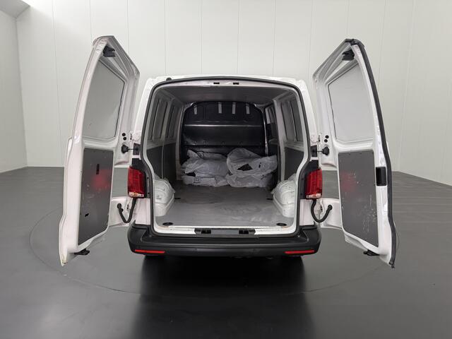Volkswagen TRANSPORTER 2.0TDi 150PK Lang Achterdeuren | Led | Navigatie | Multimedia | Airco | Cruise