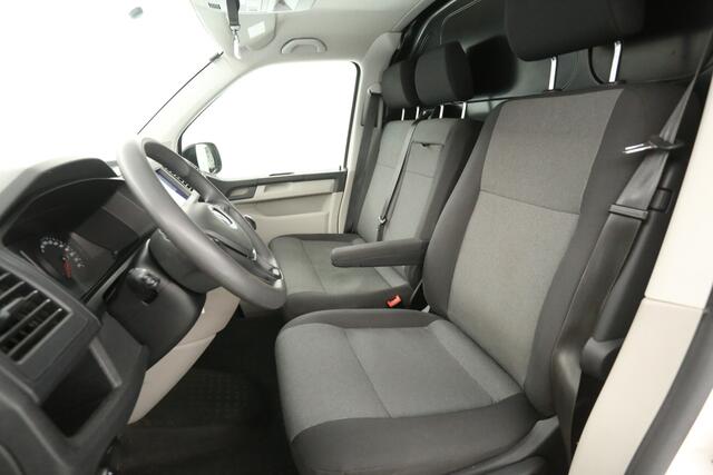 Volkswagen TRANSPORTER 2.0 TDI L1H1 | Airco | Cruise | 3 Zits | 2xSchuifdeur | Trekhaak | Parkeersens.