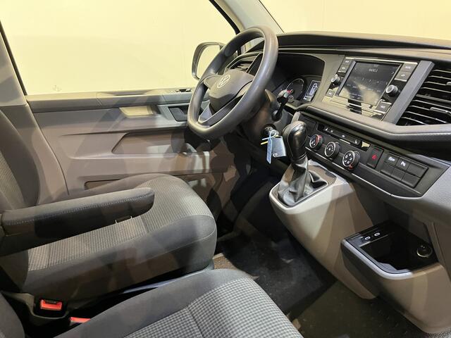 Volkswagen TRANSPORTER 2.0 TDI L1H1 150 PK Automaat / Euro 6 / Schuifdeur L + R / Airco / CarPlay / Cruise Control / Trekhaak / PDC / 3-Zits / 85.100 KM !!