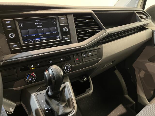 Volkswagen TRANSPORTER 2.0 TDI L1H1 150 PK Automaat / Euro 6 / Schuifdeur L + R / Airco / CarPlay / Cruise Control / Trekhaak / PDC / 3-Zits / 85.100 KM !!