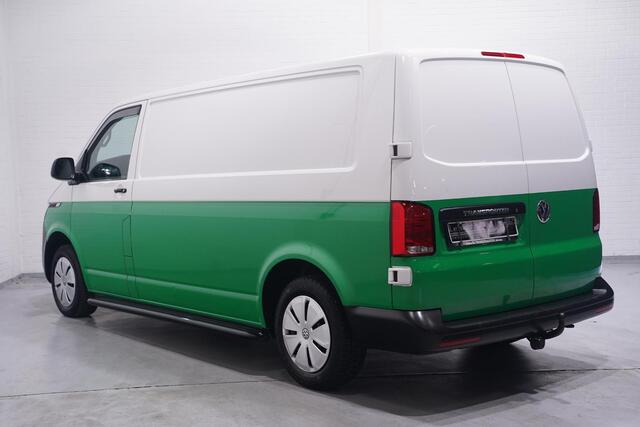 Volkswagen TRANSPORTER 2.0 TDI 110 pk L2H1 Airco, Two Tone Groen / Wit Cruise Control, Trekhaak 2.200 kg, 2-Zits