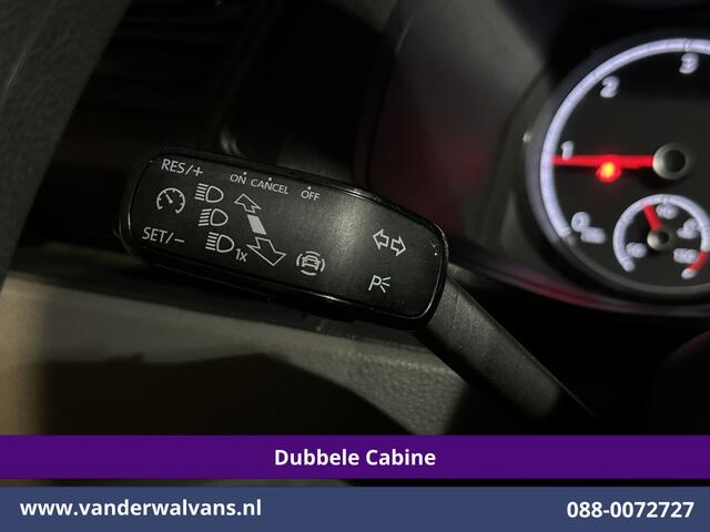 Volkswagen TRANSPORTER 2.0 TDI 150pk Automaat L2H1 Dubbele Cabine Euro6 Airco | 6-Zits | Camera | Navigatie | Apple Carplay | Cruisecontrol Android Auto, Stoelverwarming, 2500kg Trekhaak, Achterklep