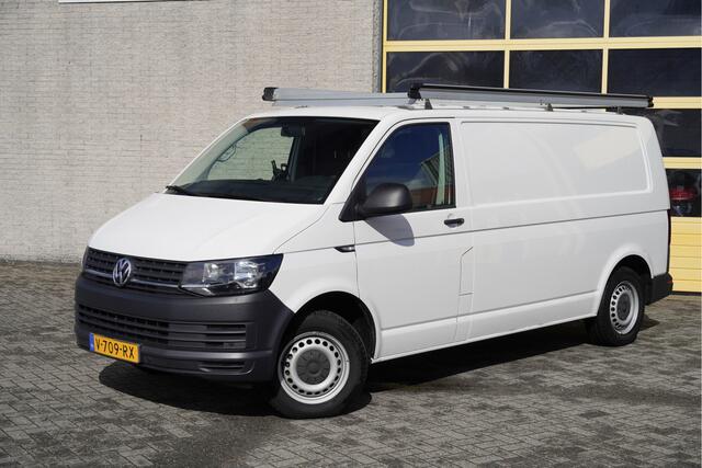 Volkswagen TRANSPORTER 2.0 TDI L2H1 Comfortline BJ2018 Pdc | Trekhaak | Airco | Cruise control | Extra getint glas | Tussenschot+Raam | Zijdeur | Achterklep+Raam | Imperiaal