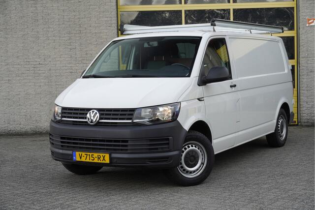 Volkswagen TRANSPORTER 2.0 TDI L2H1 Comfortline BJ2018 Pdc | Trekhaak | Airco | Cruise control | Extra getint glas | Tussenschot+Raam | Zijdeur | Achterdeuren+Raam | Imperiaal