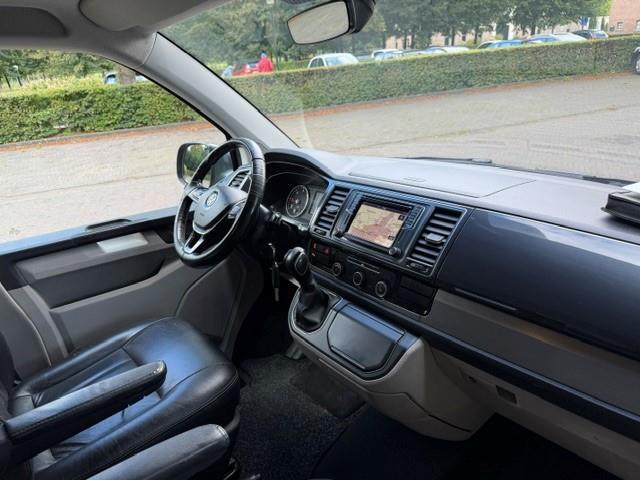 Volkswagen TRANSPORTER 2.0TDI 150PK DSG L2H1 highline/Xenon/Trekhaak/Leer/Bulli/Schuifdeur Links/APK