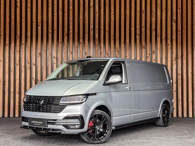 Volkswagen TRANSPORTER 2.0 TDI 150PK DSG L2H1 Marge incl. BTW en BPM | CARPLAY | CAMERA | VOORRUIT VERWARMING | CRUISE | MF STUURWIEL |