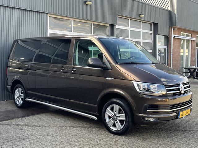 Volkswagen TRANSPORTER 2.0 TDI L2H1 DC Highline Dubbele schuifdeur Airco Cruise controle Apple carplay Achterruitrij camera Sitebars Stuurwielbediening Euro 6