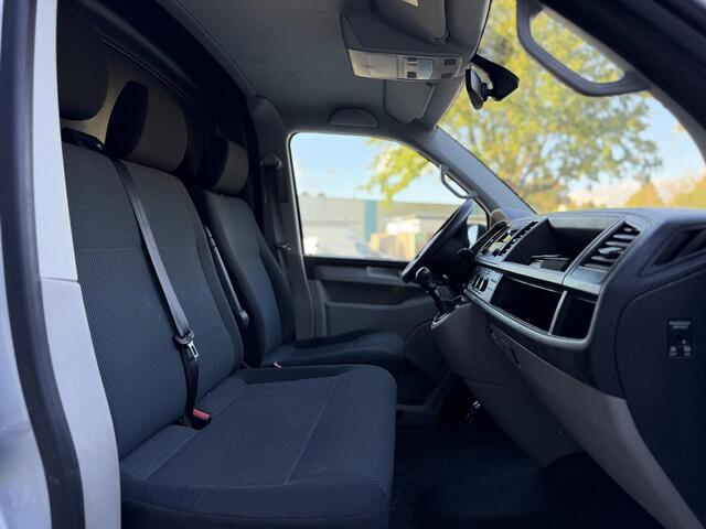 Volkswagen TRANSPORTER 2.0 TDI Comfortline l Trekhaak l Bearlock l Cruisecontrol