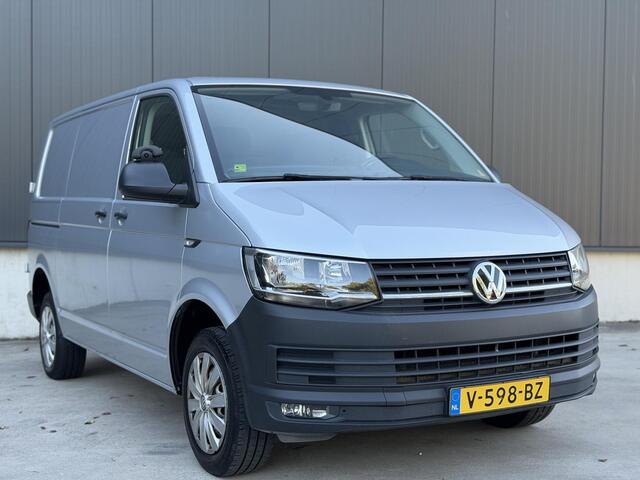Volkswagen TRANSPORTER 2.0 TDI Comfortline l Trekhaak l Bearlock l Cruisecontrol