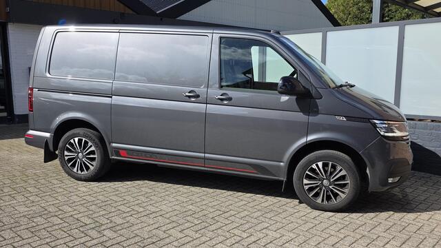Volkswagen TRANSPORTER 2.0 TDI L1H1 GB Highline Edition 2