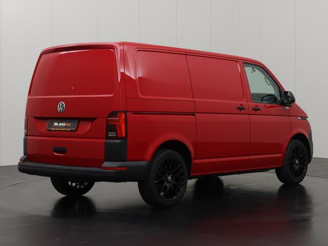Volkswagen TRANSPORTER 2.0TDi 150PK DSG Automaat | Led | 2xSchuifdeur | Navigatie | Multimedia | 3-Zits | Airco | Cruise
