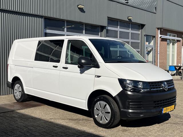 Volkswagen TRANSPORTER 2.0 TDI L2H1 DC 150pk BTW VRIJ!! 2x schuifdeur Airco Cruise controle Telefoonverbinding Trekhaak 2500kg trekgewicht Euro 6 DC 1e eigenaar Dealer onderhouden Ex overheid