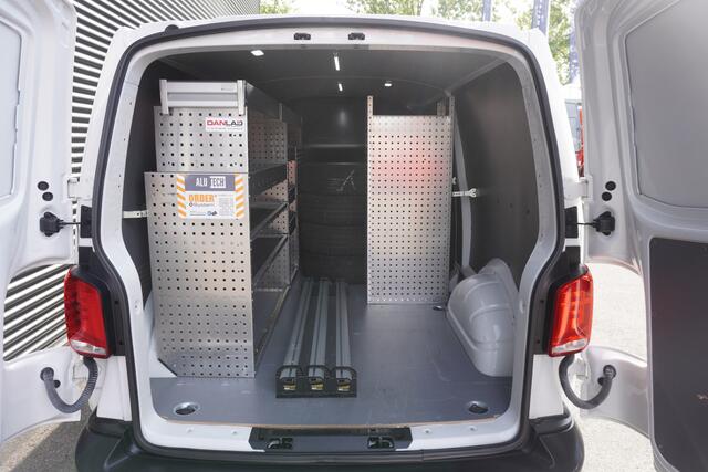 Volkswagen TRANSPORTER 150pk Automaat L2H1 2x Schuifdeur Apple Carplay Navigatie Cruise control Stoelverwarming Standkachel