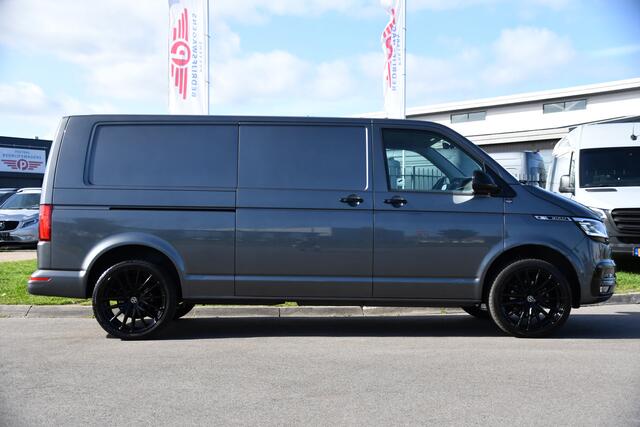 Volkswagen TRANSPORTER 2.0 TDI L2H1 Bulli Virtual, Adaptieve Cruise, Camera, Carplay, LED, 150pk, Stoelverwarming, Multimedia, Sensoren, Trekhaak, Uniek!