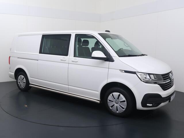 Volkswagen TRANSPORTER 2.0 TDI L2H1 30 DC Highline | 110 pk | Trekhaak | Airco | Cruise control | Navigatiesysteem | Parkeersensoren | Apple Carplay / Android Auto |
