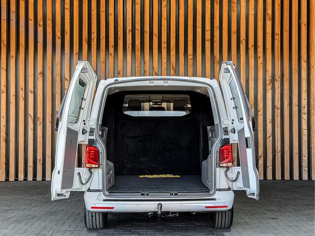 Volkswagen TRANSPORTER Caravelle 2.0 TDI 204PK DSG Dubbele Cabine L2H1 | 2X SCHUIFDEUR | LED | NAVI | CRUISE | CLIMATRONIC |