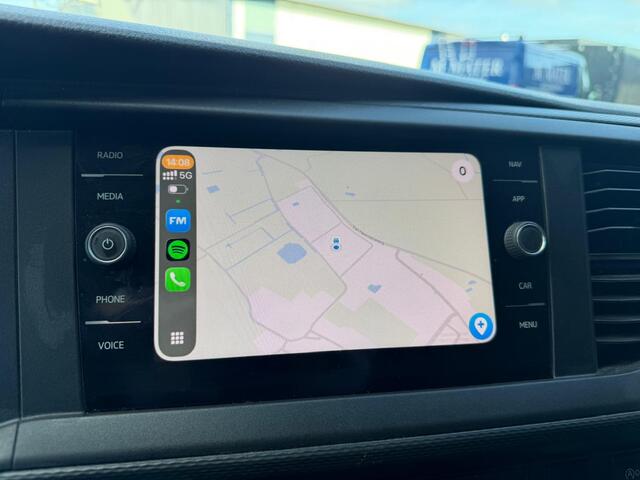 Volkswagen TRANSPORTER 2.0 TDI L2H1 28 / 150 PK / ACC / CLIMA / CARPLAY / werkplaatsinrichting