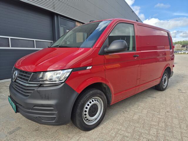 Volkswagen TRANSPORTER 2.0 TDI 4Motion SPER|LOCK camera zeer mooie bus 2500kg trekhaak DAB APPLE