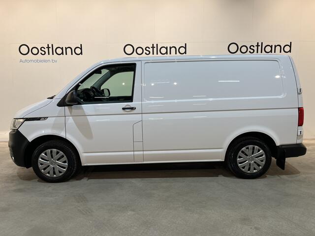 Volkswagen TRANSPORTER 2.0 TDI L1H1 150 PK Servicebus / Sortimo Inrichting / Euro 6 / 220V. / Airco / CarPlay / Camera / Cruise Control / Trekhaak / 3-Zits / – foto 5