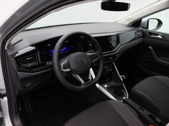 Volkswagen Taigo 1.0 TSI Life Edition Achteruitrij camera | PDC | 17 inch | App connect | Getint glas Uit voorraad leverbaar!