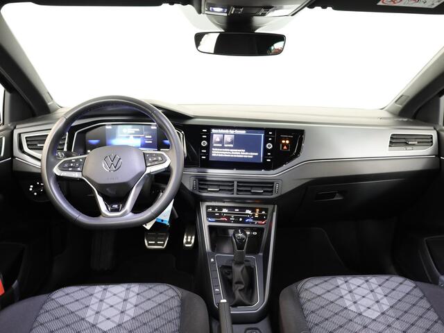 Volkswagen Taigo 1.0 TSI R-Line 115 pk Automaat (DSG) | Verlengde garantie | Navigatie via App | Parkeersensoren | Adaptieve cruise control | Black Style pakket | R-Line |