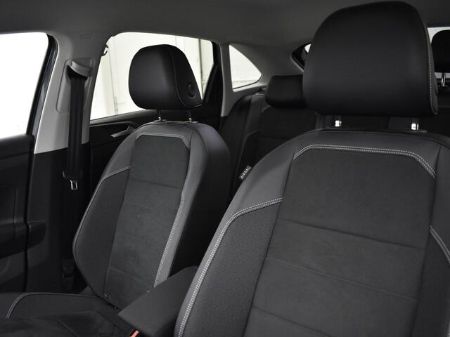 Volkswagen Taigo 1.0 TSI 110pk DSG Style · Camera · Keyless · Matrix LED · Stoelverwarming · Apple Car Play · ACC · Navigatie · Clima · Garantie t/m 20-01-2027 of 100.000km