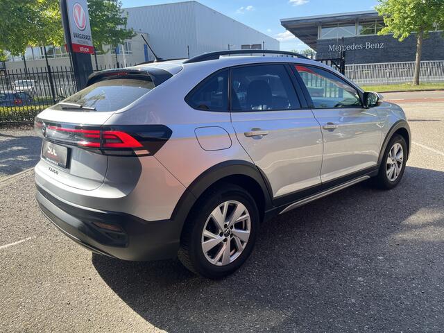 Volkswagen Taigo 1.0 TSI Style 110PK! // LED // CRUISE // NAVI+CARPLAY // STOELVERWARMING //