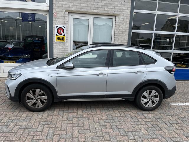 Volkswagen Taigo 1.0 TSI Life / AUTOMAAT/ PARK. SENSOREN V+A/ ACC/ DAB/ APP-CONNECT/ NAVI/ LED/ AIRCO/ ISOFIX/ DIGITAL DASH/ 16"