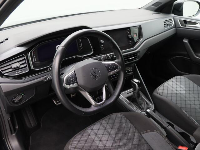 Volkswagen Taigo 1.0 TSi 110 Pk Automaat R-Line Business | Full LED | Trekhaak | Navigatie | Camera | 18 Inch | Privacy Glass | Stoelverwarming | 71.581 Km!!