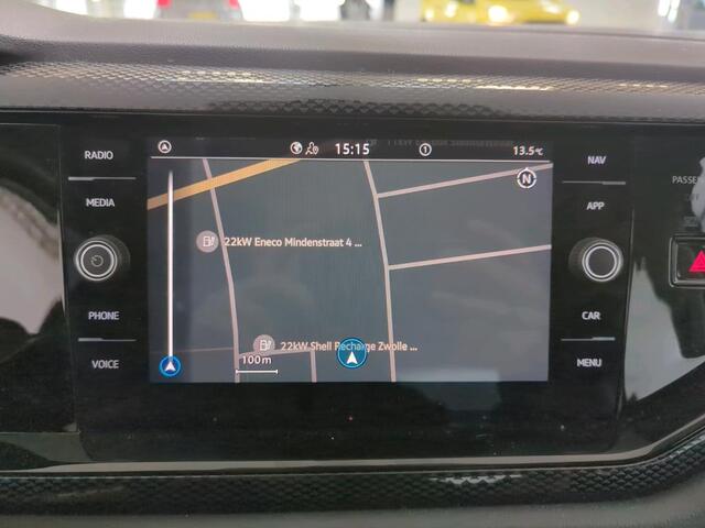Volkswagen Taigo 1.0 TSI Life / Metallic/ Digitale Cockpit/ Led/Camera/ Airco / Navi/ Prkeersensoren/ 16 lmv