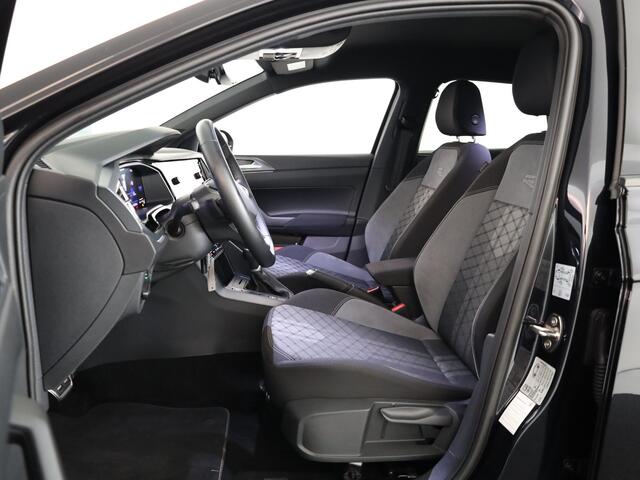 Volkswagen Taigo 1.0 TSI R-Line 115 Pk DSG (Automaat) | Verlengde garantie | 18" LM velgen "Blackstyle pakket | Navigatie via app |