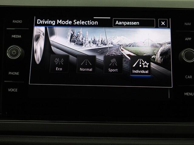 Volkswagen Taigo 1.0TSI/116PK R-Line DSG · App connect · Camera + Parkeersensoren · Matrix-LED · Garantie tot Juni 2026