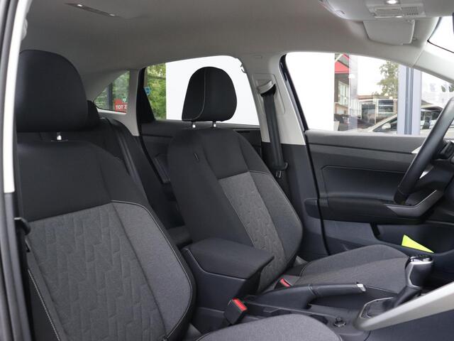 Volkswagen Taigo 1.0 TSI Move 115pk Automaat | All-Season | Navigatie | Stoelverwarming | Adaptive cruise | Parkeersensoren |