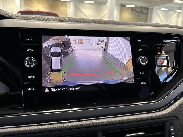 Volkswagen Taigo 1.0 Tsi 115pk R-Line Business · Camera · Keyless · P-Sensoren · IQ.Light · Apple/Android Car Play · 17'' Inch ·