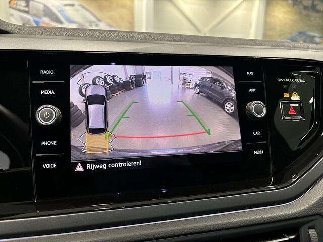 Volkswagen Taigo 1.0 Tsi 115pk DSG R-Line Business · Keyless · Camera · Apple/Android Car Play · P-Sensoren · ACC · 17'' Inch · Garantie t/m 27-05-2026