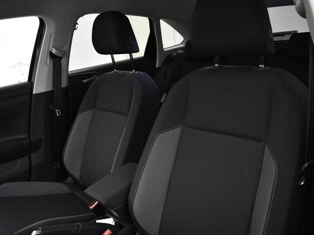 Volkswagen Taigo 1.0 Tsi 115pk DSG Life Edition · Keyless · Apple/Android Car Play · Camera · P-Sensoren · 17'' Inch · Garantie t/m 13-08-2028 of 100.000km