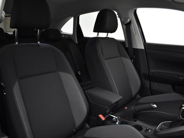 Volkswagen Taigo 1.0 Tsi 115pk DSG Life Edition · Keyless · Apple/Android Car Play · Camera · P-Sensoren · 17'' Inch · Garantie t/m 13-08-2028 of 100.000km